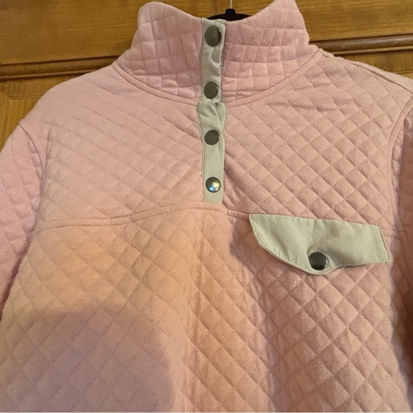 Doe an Rae Quilted Pullover - Picture 3 of 5